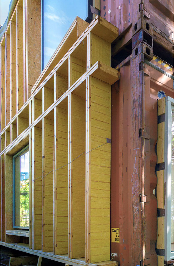 House while constrution slider image 3