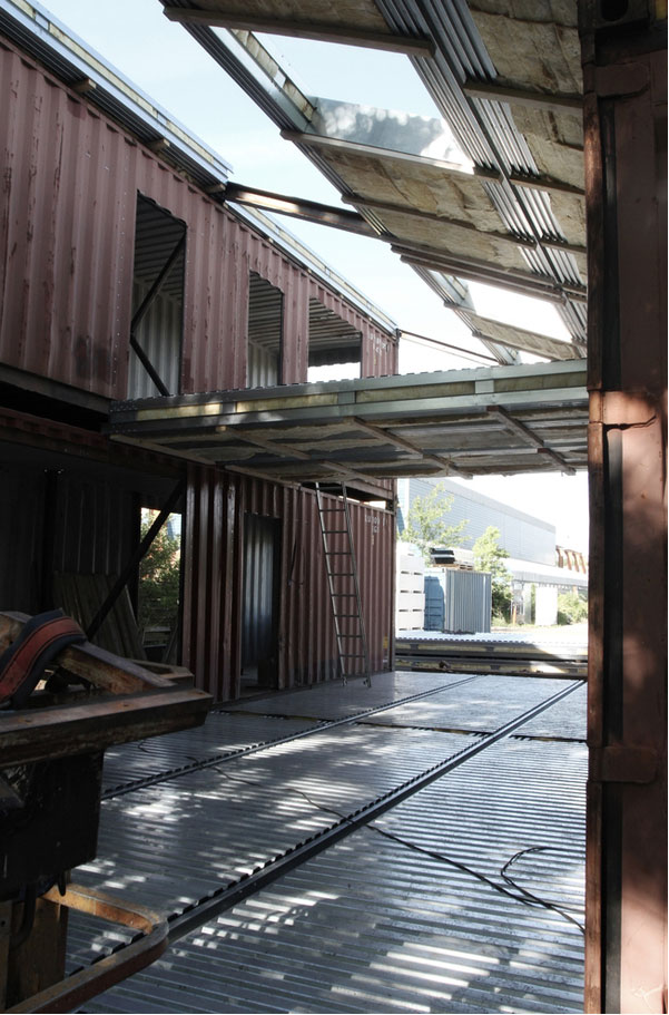 House while constrution slider image 6